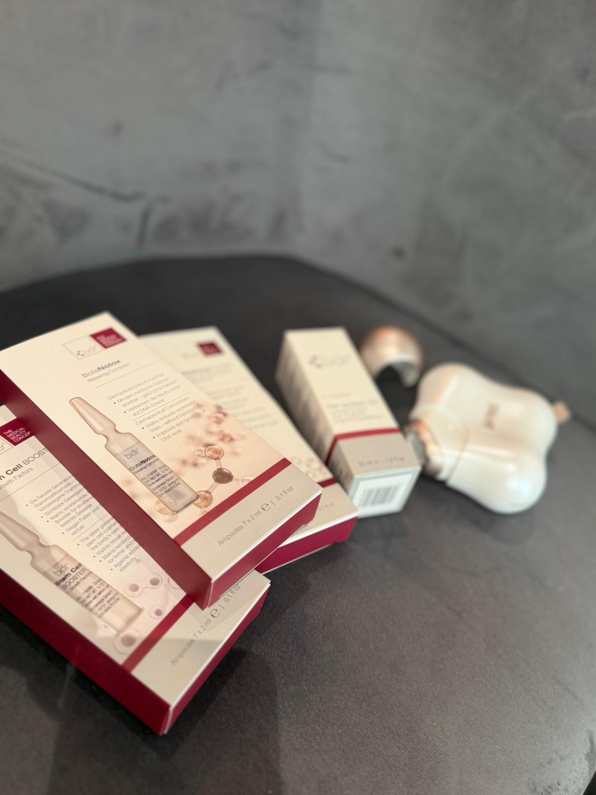 Ecbelle Teemakoulutus: Anti-Age Skin Reset – Ihon vanhenemisen mekanismit ja tehokkaan anti-age-hoitosuunnitelman rakentaminen (FI, online)
